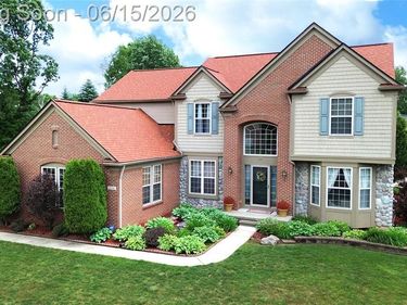 6240 Moonstone Court, Grand Blanc Twp, MI 48439