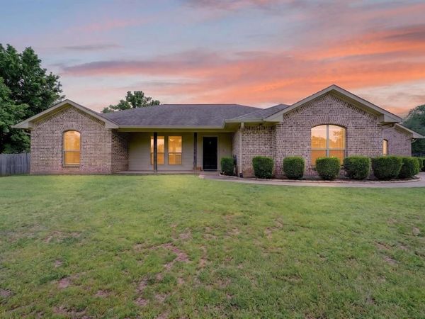 220 Ebony Place, Van, TX 75790