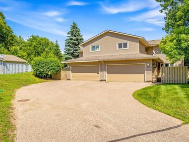 907 Monterey Drive , Shoreview, MN 55126