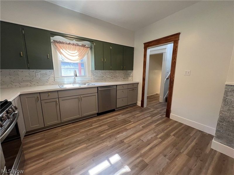 403 N Saint Clair Street , Girard, OH 44420 Photo 14