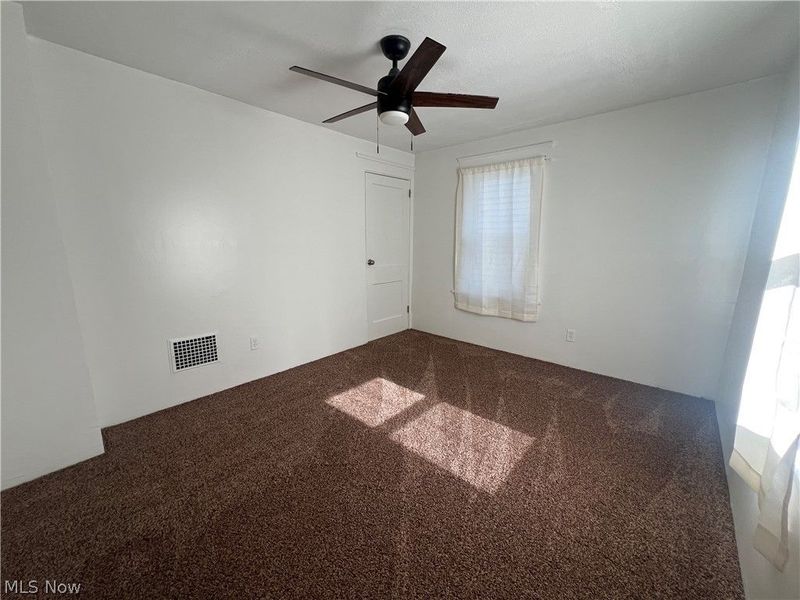 403 N Saint Clair Street , Girard, OH 44420 Photo 15