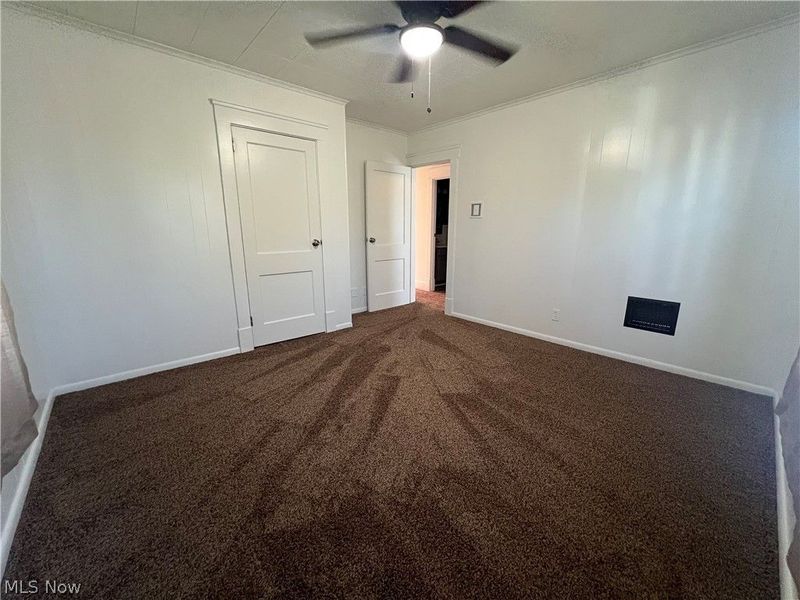 403 N Saint Clair Street , Girard, OH 44420 Photo 20
