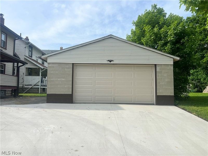 403 N Saint Clair Street , Girard, OH 44420 Photo 6