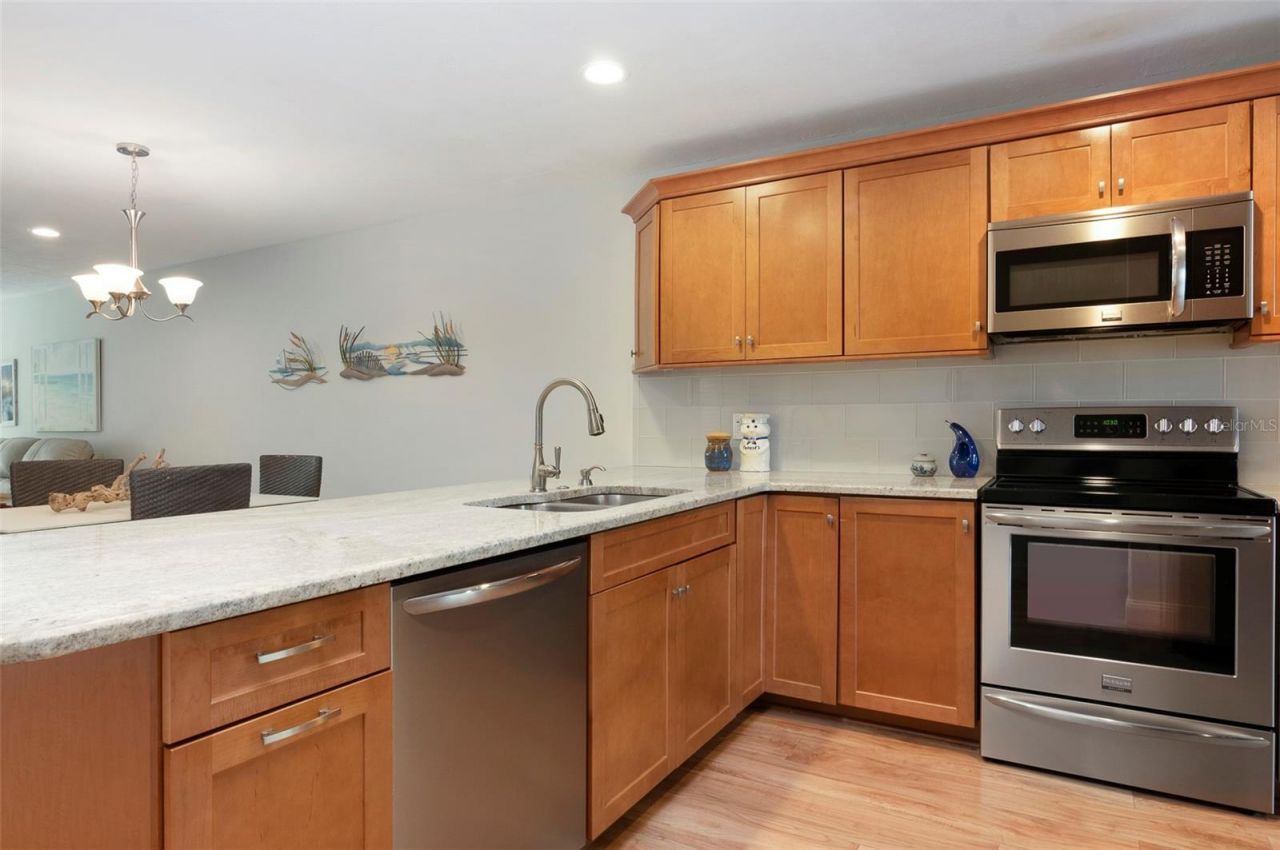 10152 Regal Drive, Largo, FL 33774 Photo
