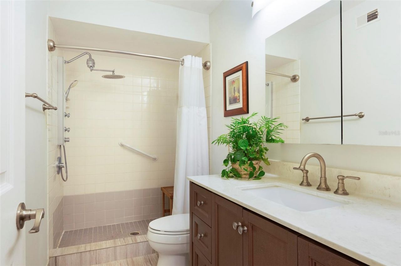 10152 Regal Drive, Largo, FL 33774 Photo