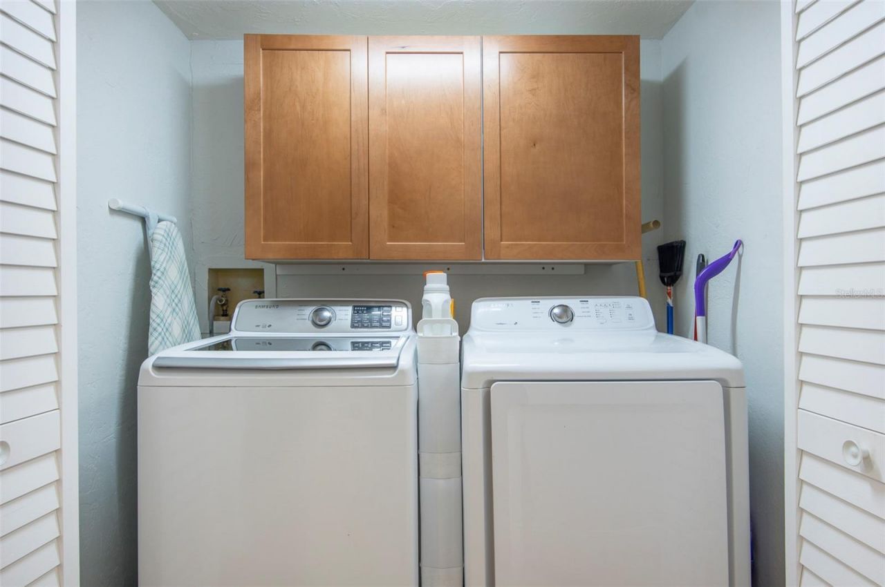 10152 Regal Drive, Largo, FL 33774 Photo