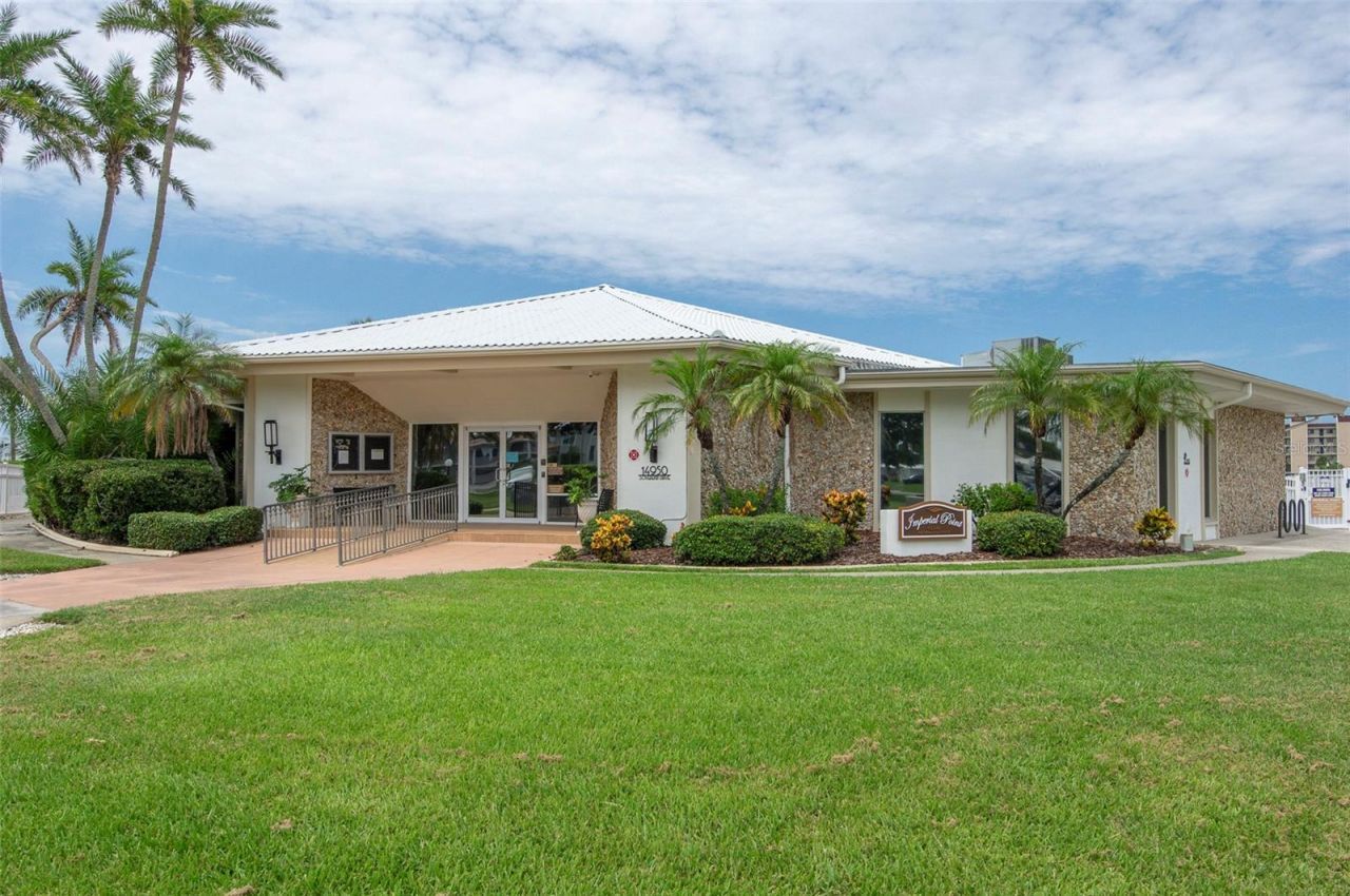 10152 Regal Drive, Largo, FL 33774 Photo