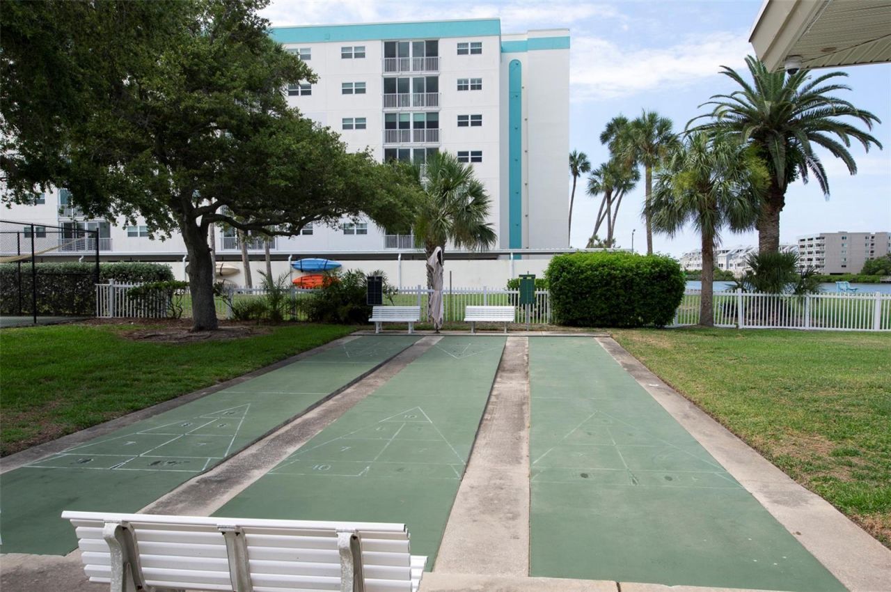 10152 Regal Drive, Largo, FL 33774 Photo