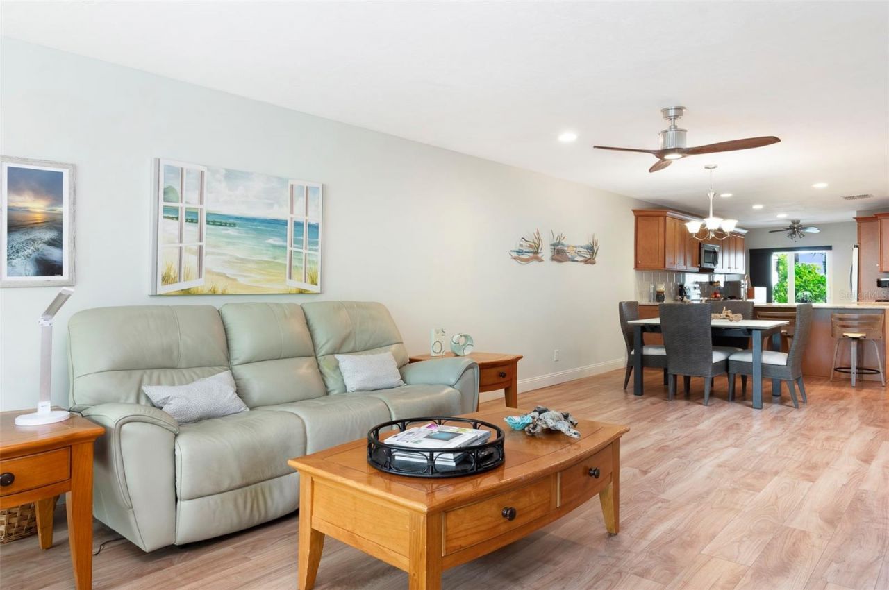 10152 Regal Drive, Largo, FL 33774 Photo