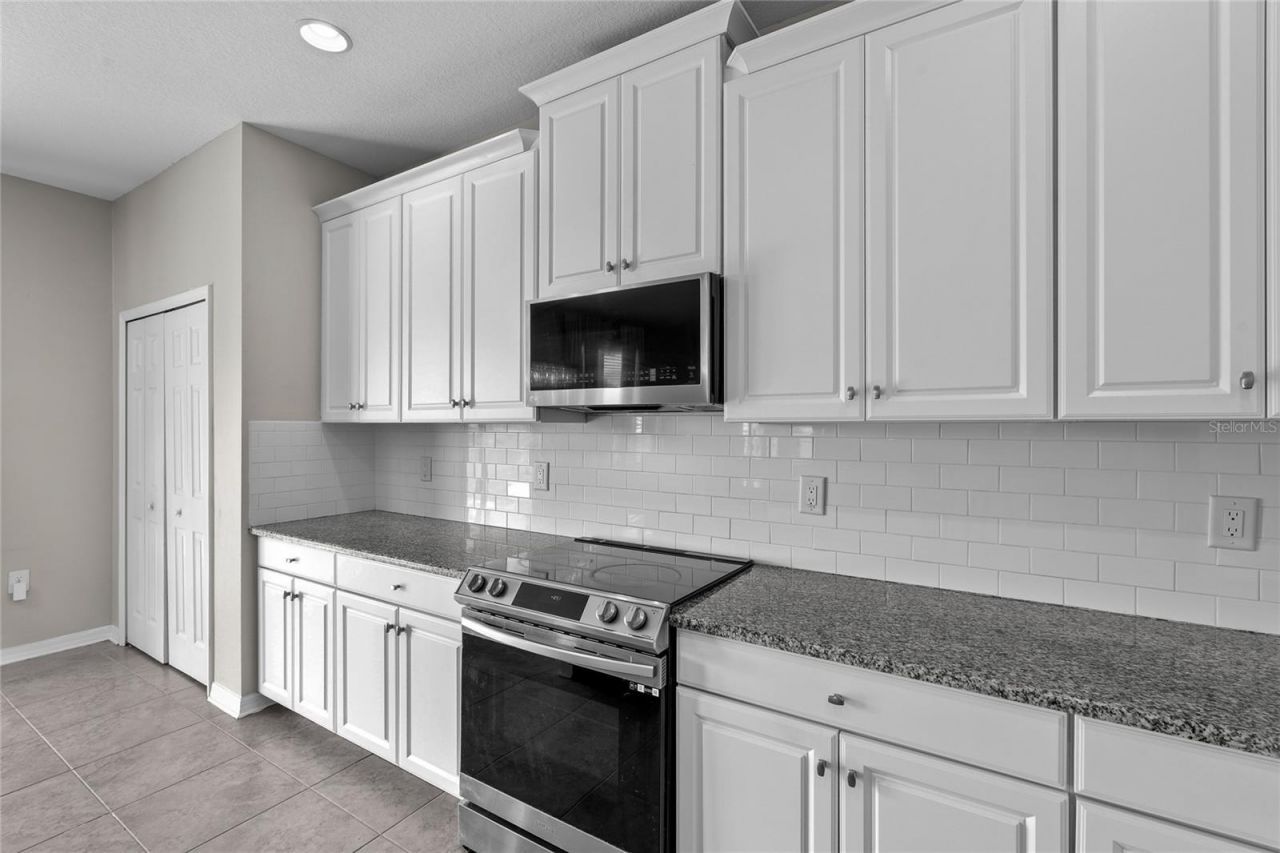 18576 Obregan Drive , Spring Hill, FL 34610 Photo