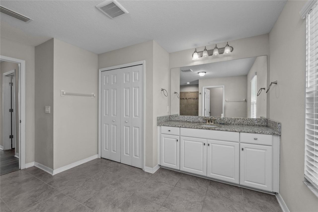 18576 Obregan Drive , Spring Hill, FL 34610 Photo