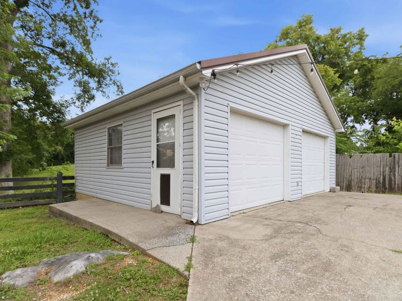 138 W French Avenue, Burnside, KY 42519 Photo 38