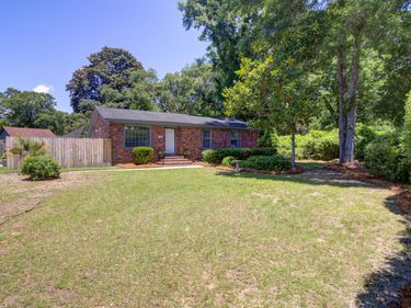 1144 Wyndham Road, Charleston, SC 29412