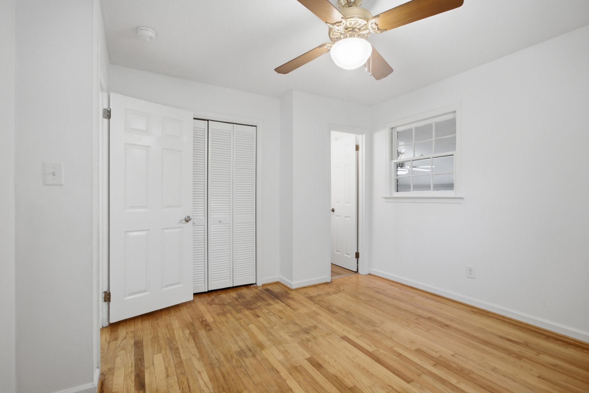 1144 Wyndham Road Photo 29