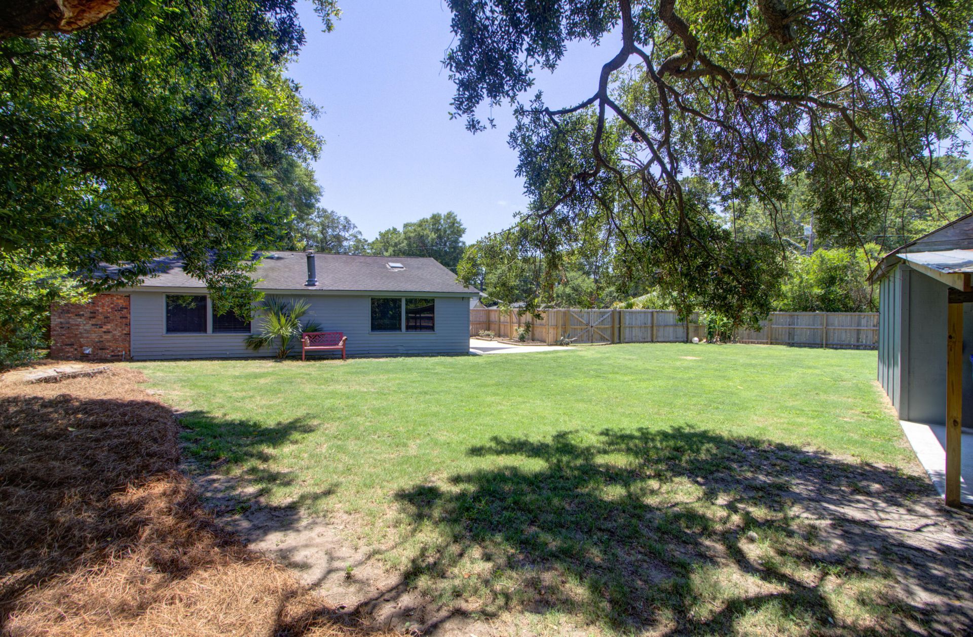 1144 Wyndham Road Photo 37