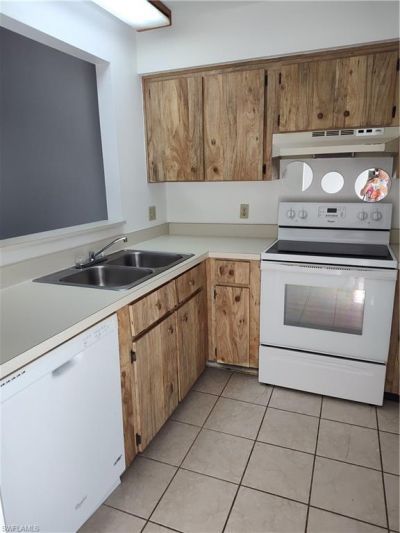 9395 Lennex Ln W, Unit 9395, Fort Myers, FL 33919 Photo