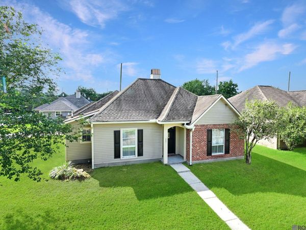 201 Briarhaven Dr, Baton Rouge, LA 70810