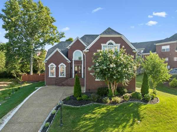 608 Banbury Pl, Brentwood, TN 37027