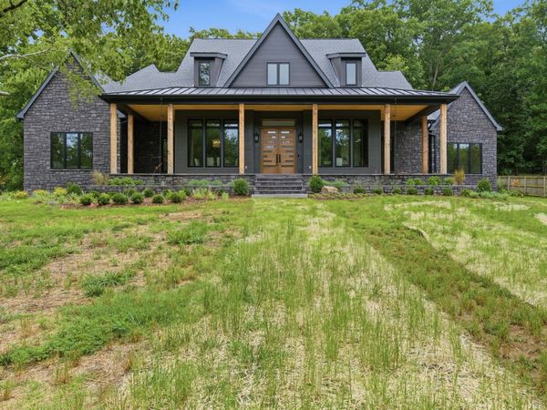 1002 Waller Rd , Brentwood, TN 37027