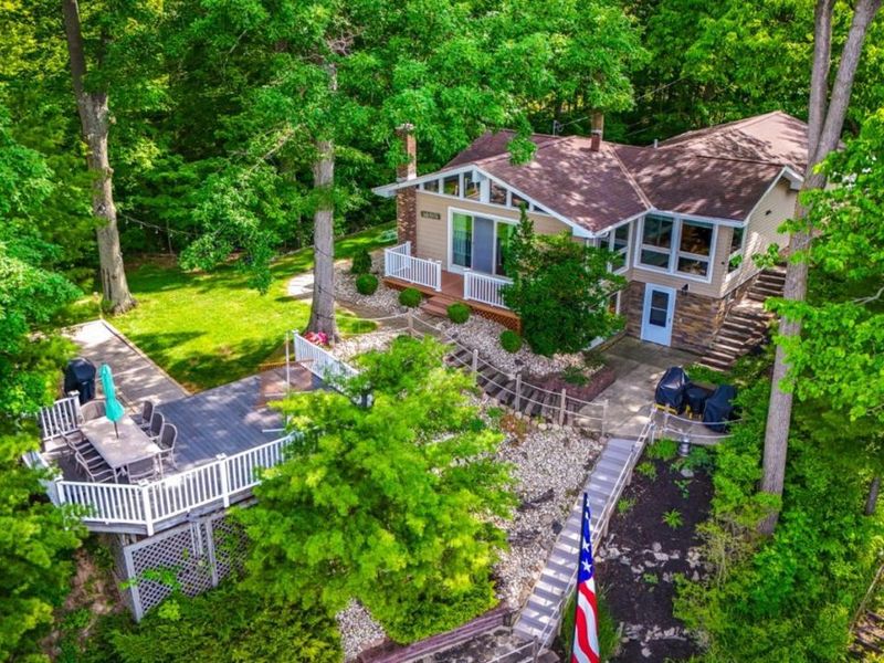 691 Timothy Drive, Willard, OH 44890 Photo 2