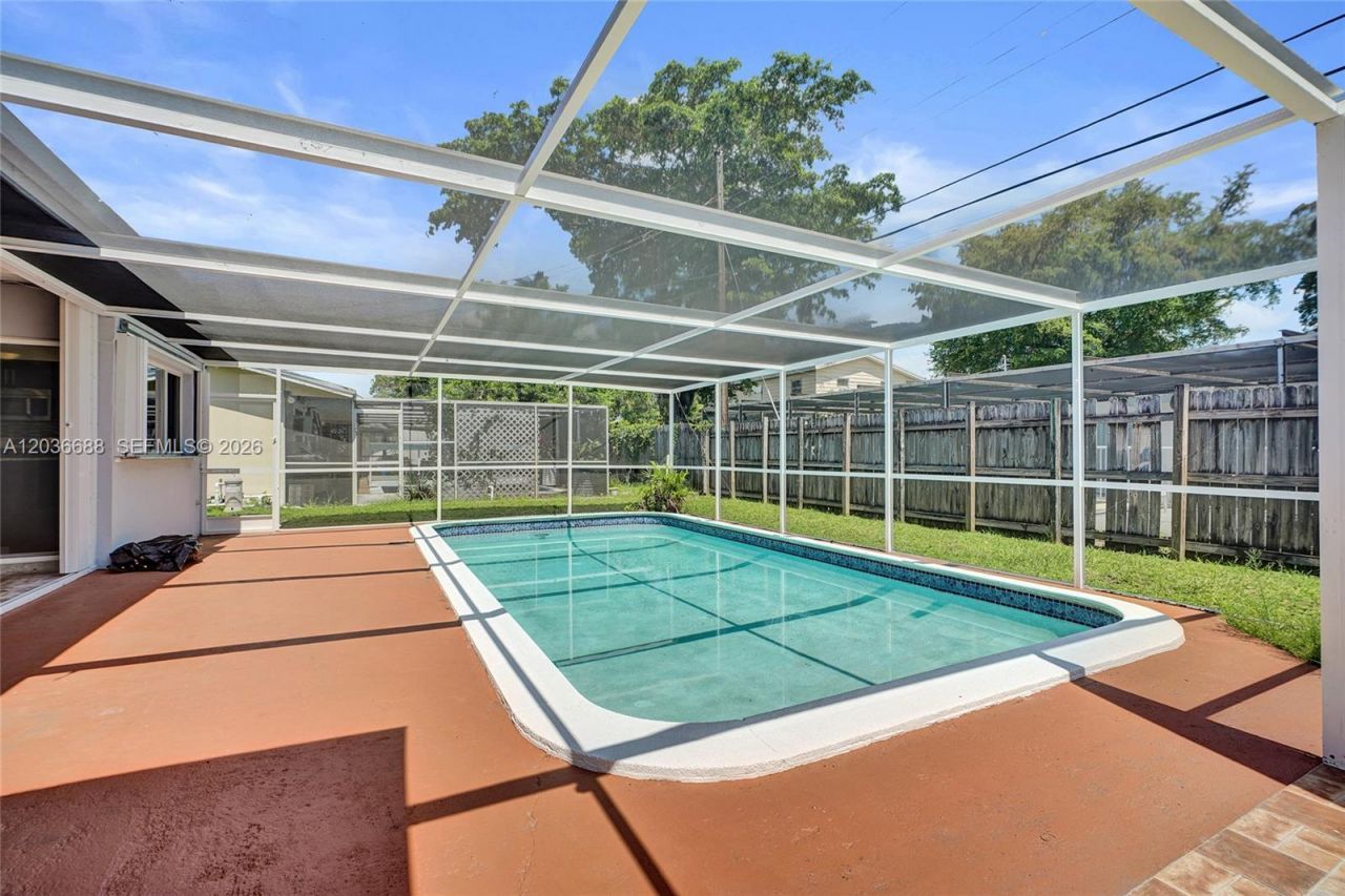 7953 Panama St , Miramar, FL 33023 Photo