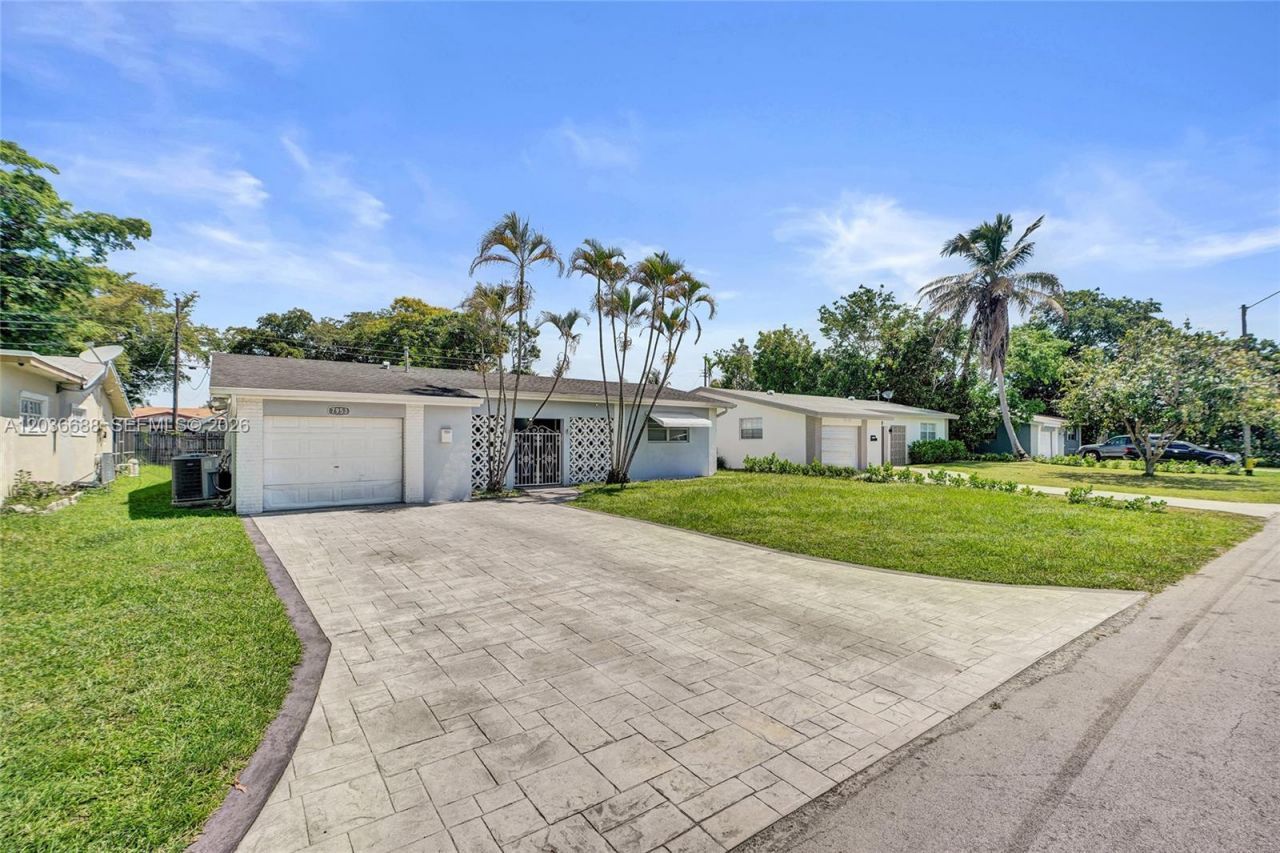 7953 Panama St , Miramar, FL 33023 Photo