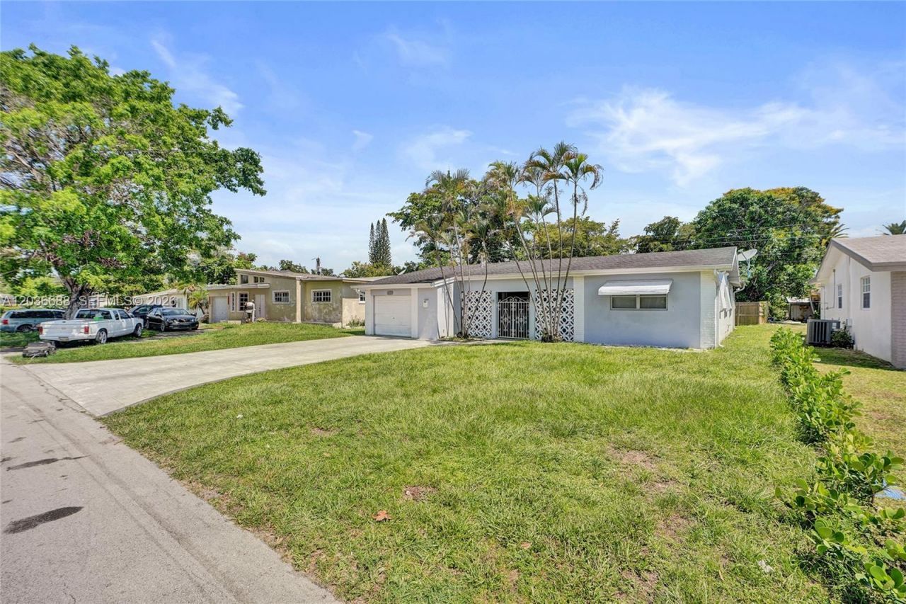 7953 Panama St , Miramar, FL 33023 Photo