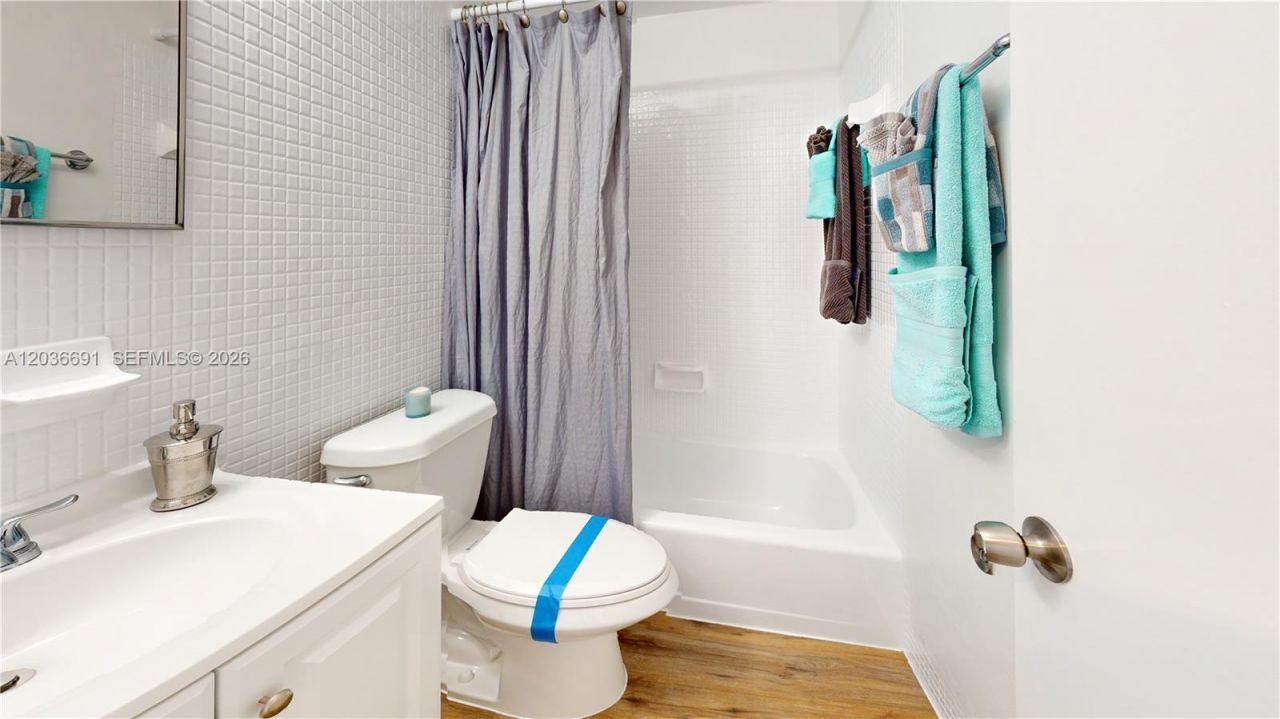 444 SW 27th Ave , Unit 50, Miami, FL 33135 Photo
