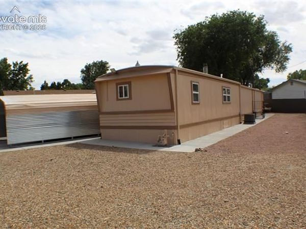 835 Aspen Circle, Pueblo, CO 81006