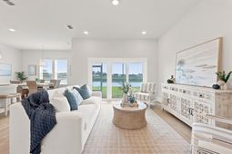 992 Triton Ave. photo 4
