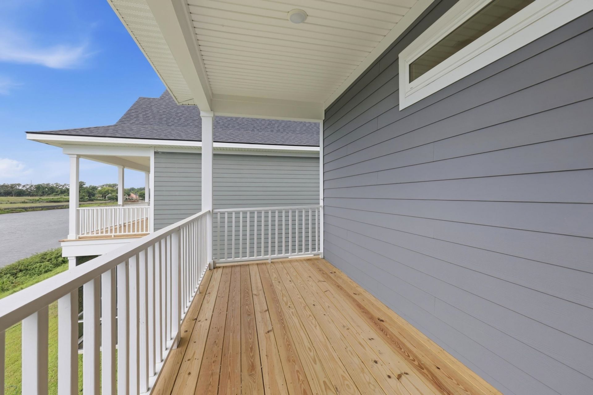 992 Triton Ave. Photo 31