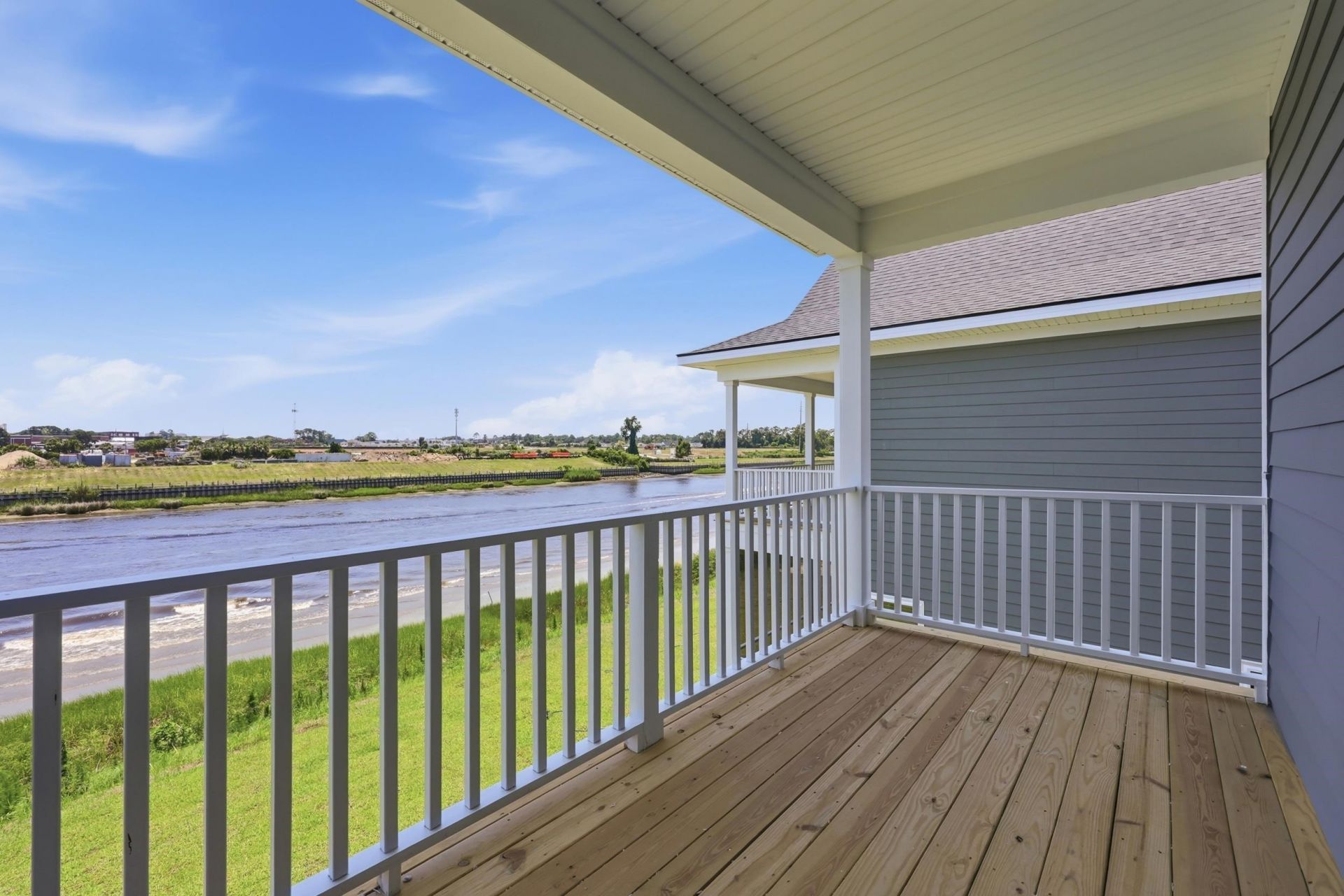 992 Triton Ave. Photo 31