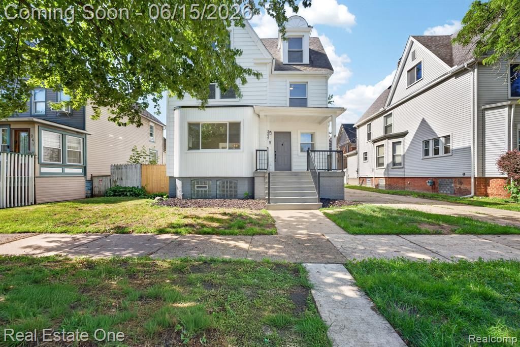 255 Poplar Street , Wyandotte, MI 48192 Main Photo