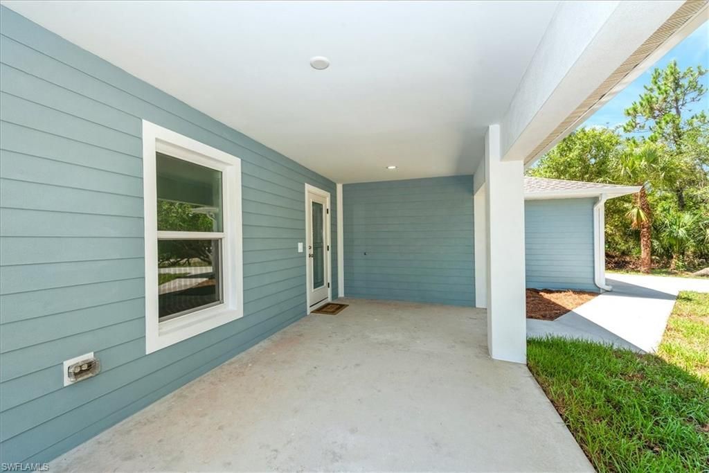 414 Cleveland Ave, Lehigh Acres, FL 33972 Photo