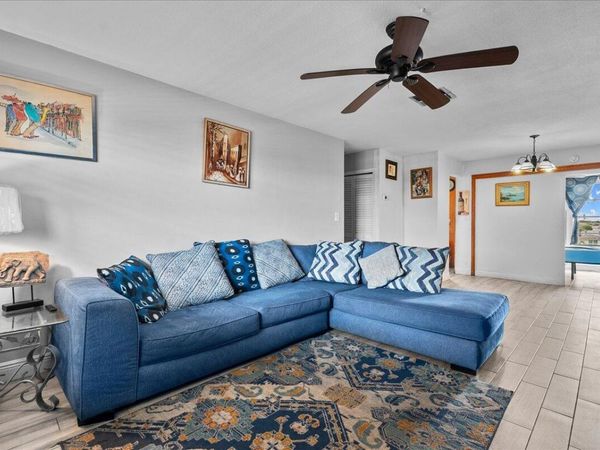 941 Crystal Lake Drive, Unit 402, Deerfield Beach, FL 33064