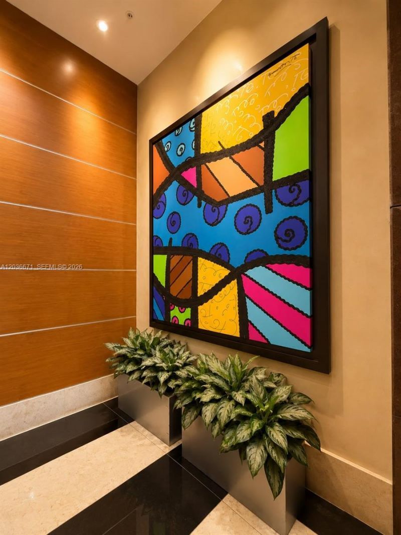 253 NE 2nd St , Unit 3004, Miami, FL 33132 Photo