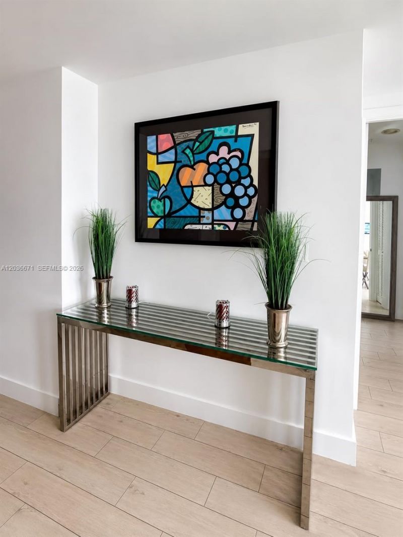 253 NE 2nd St , Unit 3004, Miami, FL 33132 Photo