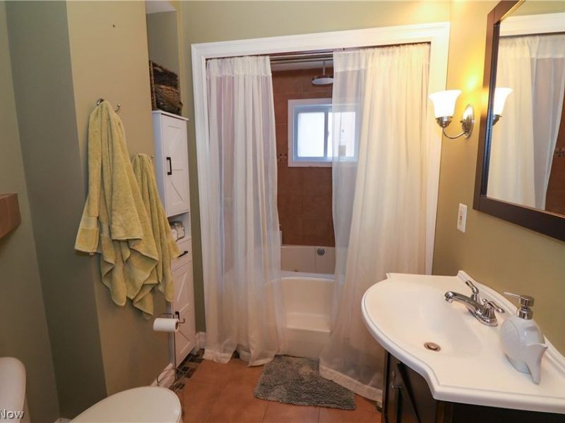 204 House Court , Fairport Harbor, OH 44077 Photo 26