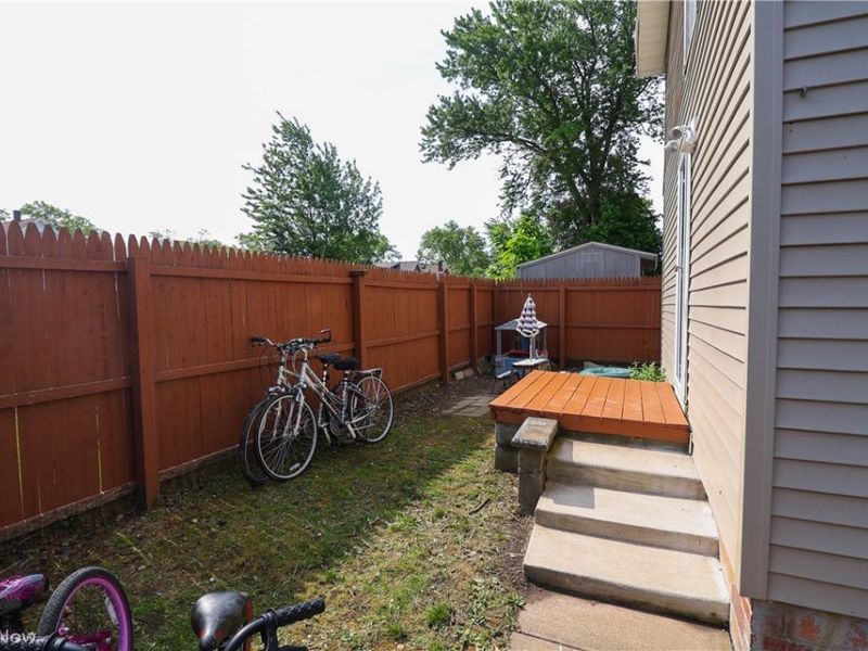 204 House Court, Fairport Harbor, OH 44077 Photo 32