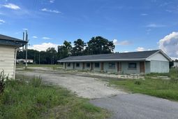 1054 Edgewater Road photo 4