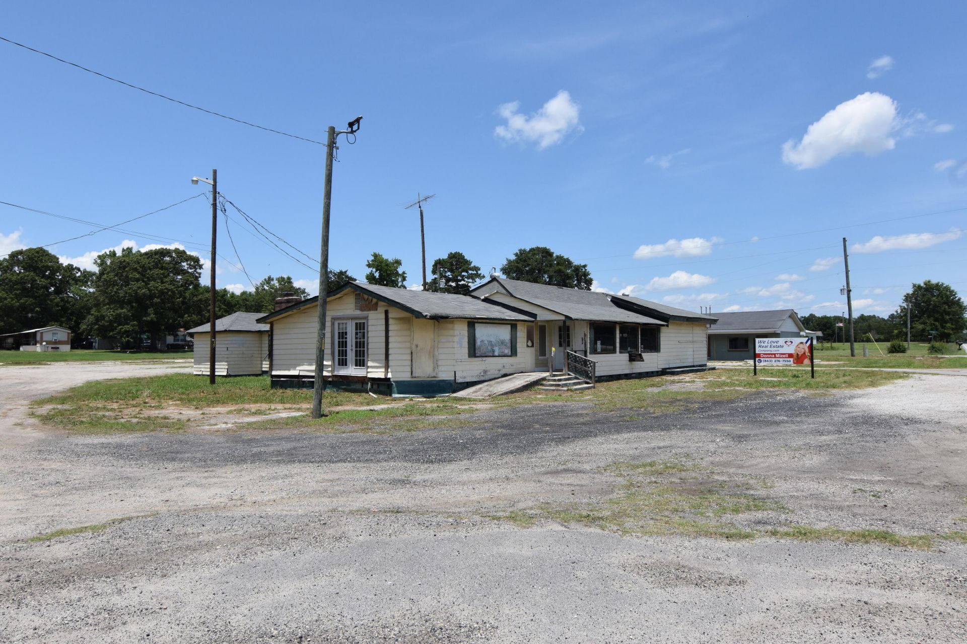 1054 Edgewater Road Photo 31