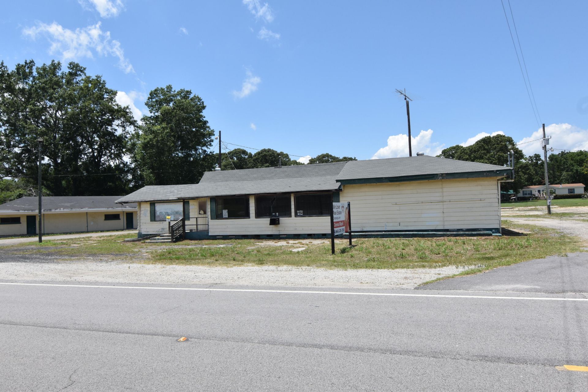 1054 Edgewater Road Photo 36