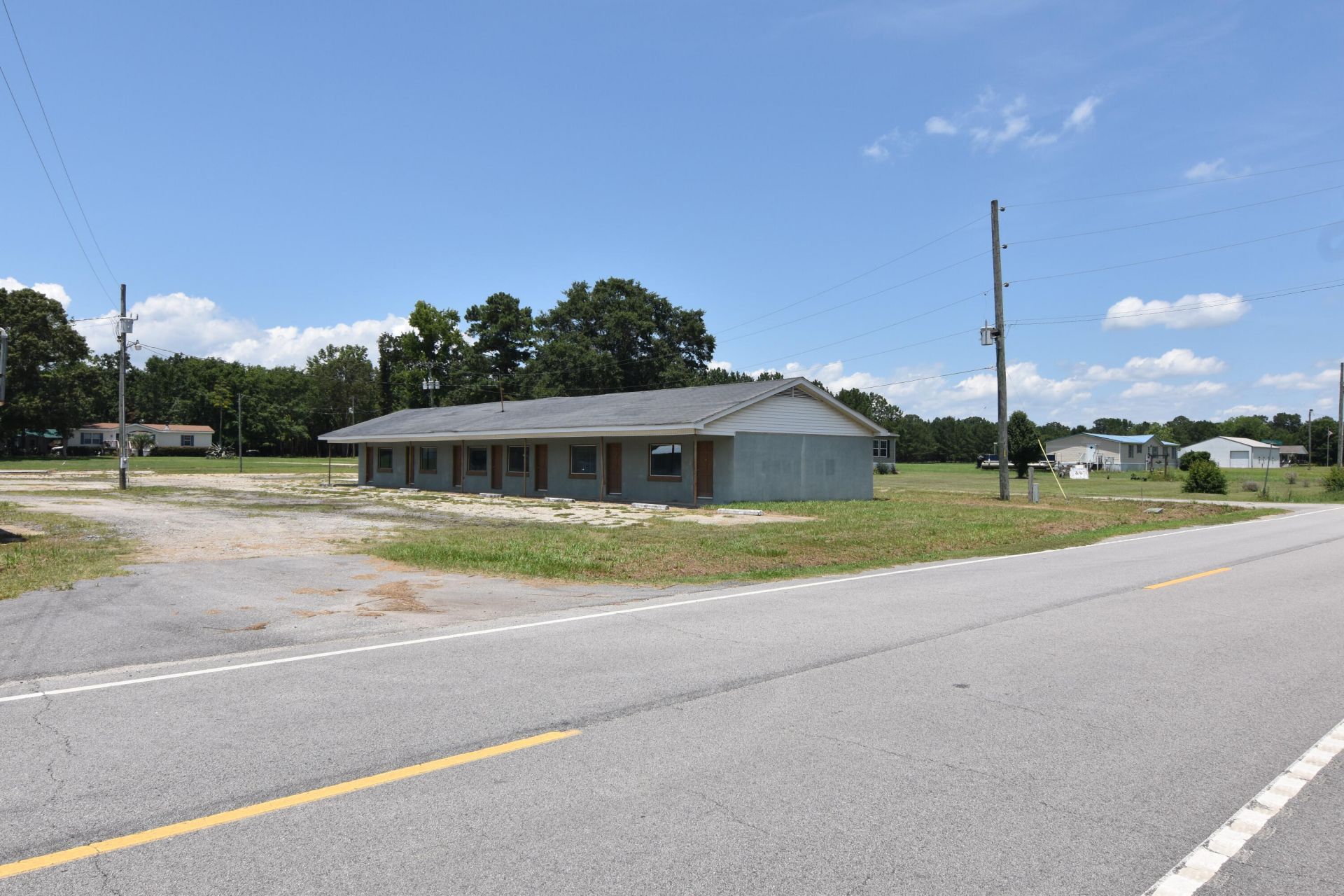 1054 Edgewater Road Photo 39