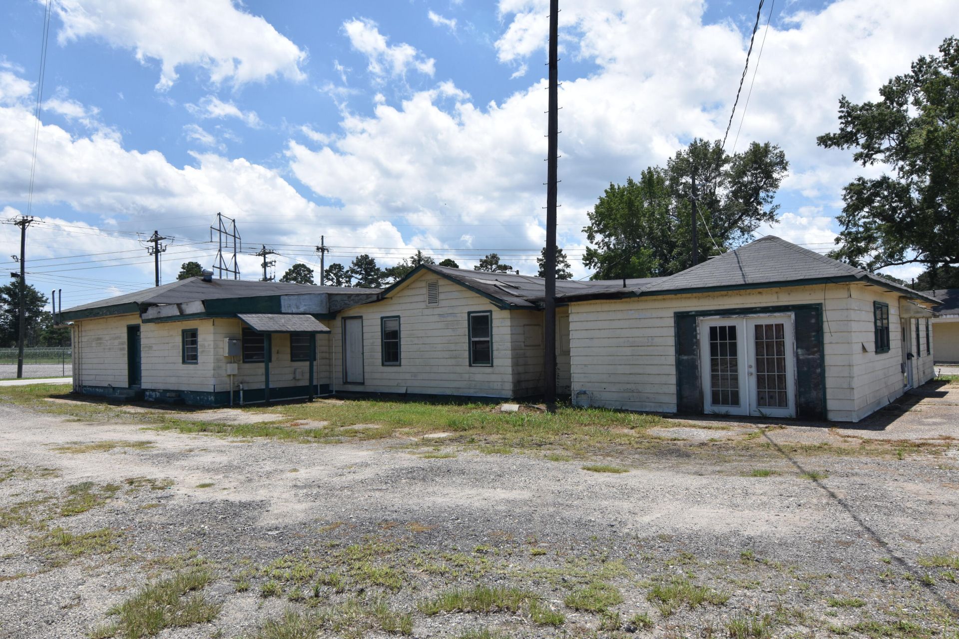 1054 Edgewater Road Photo 47