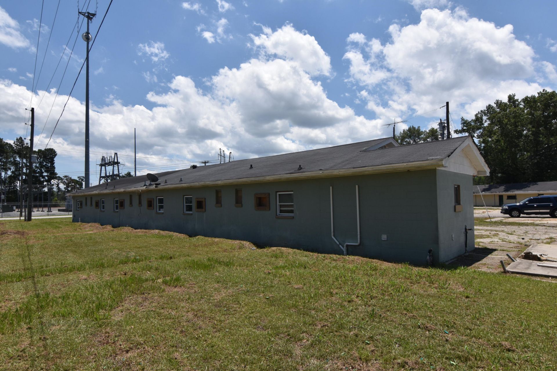 1054 Edgewater Road Photo 58