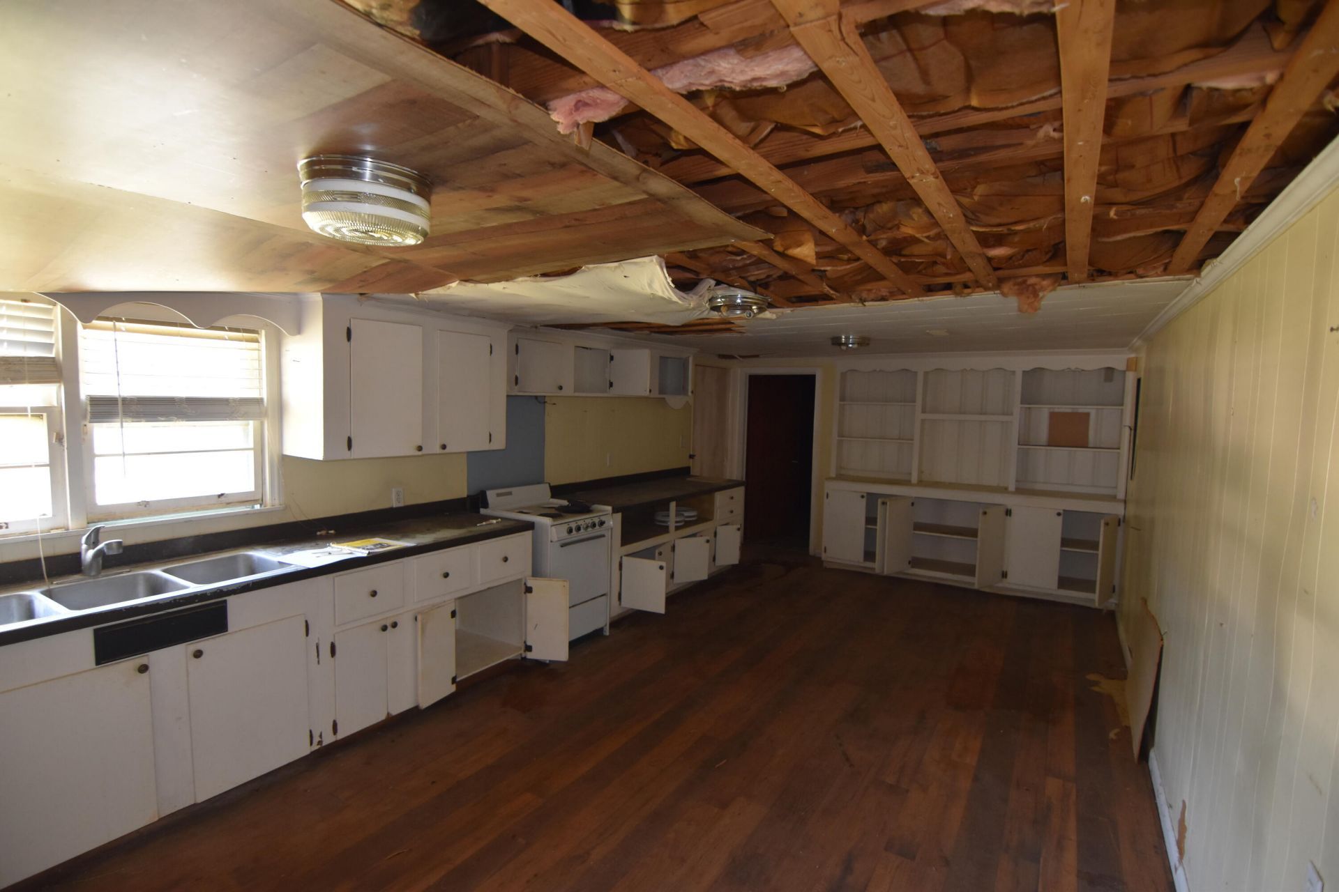 1054 Edgewater Road Photo 69