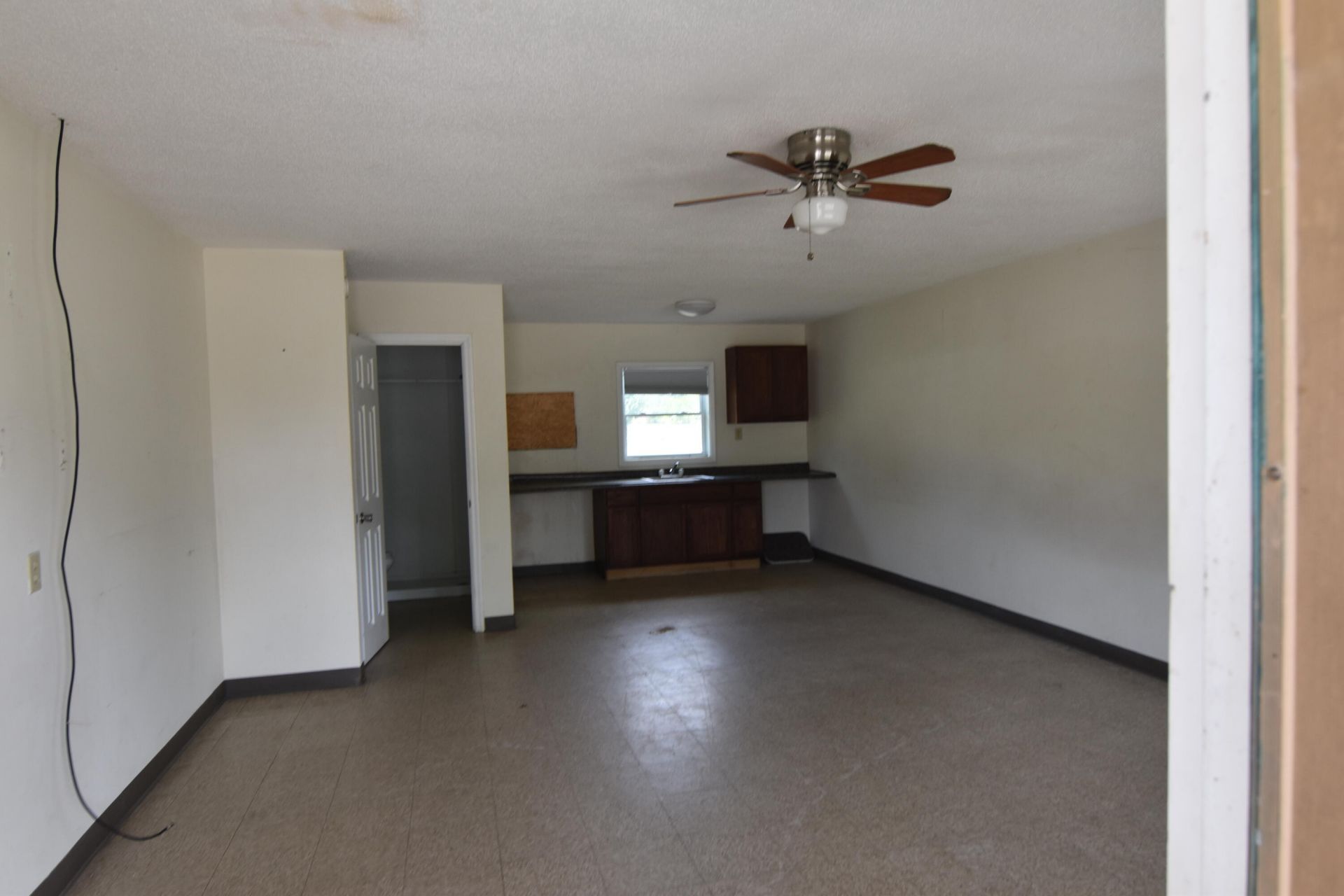 1054 Edgewater Road Photo 98