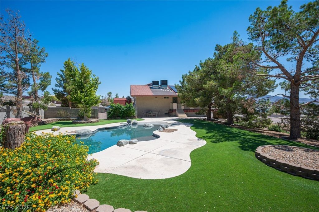 1106 E Athens Avenue , Henderson, NV 89015