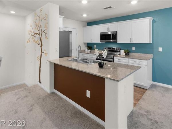 6940 Skyline Blue Street , North Las Vegas, NV 89086