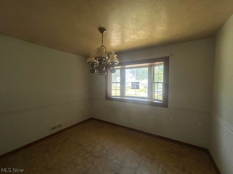 10761 Meadowbrook Drive , Parma Heights, OH 44130 Photo 14